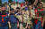 지난해 10월 11일 보이스카우트와 컵스카우트 대원들이 미국 미시간주 린든에서 열린 행사에서 경례를 하고 있다.[린든 AP=연합뉴스]