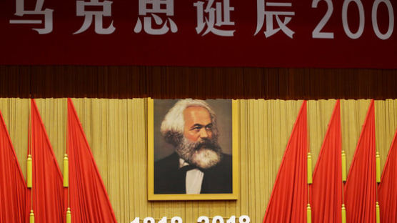 시진핑 “중국 공산당은 마르크스주의 충성스런 신봉자·실천자” 