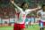 안정환이 2002년 월드컵 이탈리아와 16강전에서 결승골을 터트린 뒤 환호하고 있다. [사진 대한축구협회]