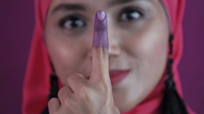 [서소문사진관]말레이시아 총선 투표 인증샷, '보라색 손가락'의 의미는?