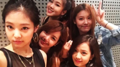 BLACKPINK was Five Members in the Beginning?…Pre-debut Picture Disclosed