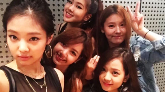 BLACKPINK was Five Members in the Beginning?…Pre-debut Picture Disclosed