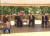  김정은 북한 국무위원장과 시진핑 중국 주석이 중국 다롄의 휴양지 방추이다오(棒槌島)에서 회담하고 있다. 왼쪽은 김여정 당중앙위 제1부부장. [사진 중국중앙방송(CC-TV)캡처]