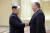 김정은 북한 국무위원장이 방북한 마이크 폼페이오 미국 국무장관을 만나 도널드 트럼프 미 대통령의 구두 메시지를 전달받고 북미정상회담과 관련해 &#39;만족한 합의&#39;를 했다고 노동신문이 10일 보도했다. [노동신문]