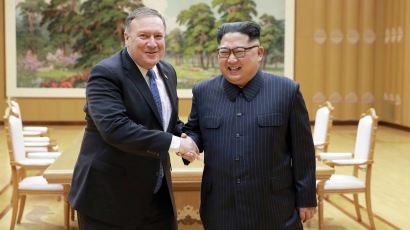 폼페이오 만난 북한 김정은 "북미회담, 역사적인 만남 될 것"