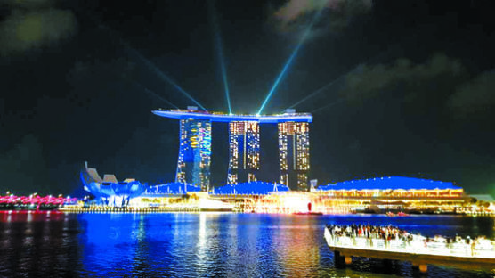 "육해공 다 열려있는 싱가포르…저격수·생화학 테러 도사린다"
