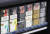 서울 시내 한 편의점에서 판매중인 담배 제품들. 정부는 담뱃갑 경고그림 크기를 키우는 방안을 2년 후에 논의키로 했다. [연합뉴스]