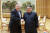 조선중앙통신은 북한 김정은 국무위원장(오른쪽)이 마이크 폼페이오 미국 국무장관을 접견했다고 10일 보도했다. [연합뉴스]