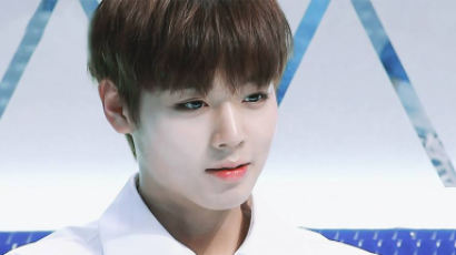 PHOTOS: The Outbreak of Wink Epidemic …What Have WANNA ONE's PARK JIHOON Do to Produce 48 Contestants? 