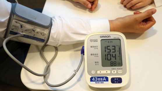 나이 들수록 느는 고혈압 환자 600만명…진료비도 3조원 넘겨