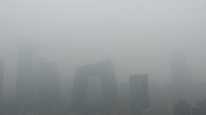 中 베이징서 대기오염 주범 석탄 아닌 ‘자동차’가 내뿜는 가스
