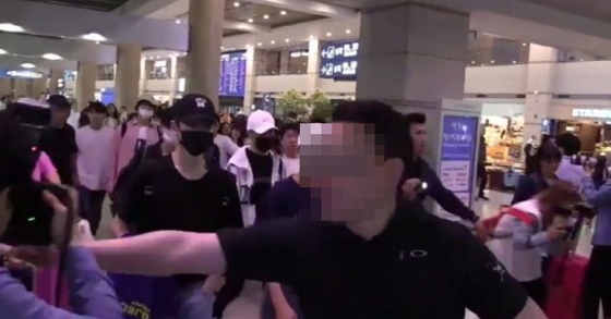 NCT127's Security Team and Managers are Taking Criticism for Assaulting and Swearing Reporters at Incheon Airport