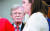 존 볼턴 국가안보보좌관(왼쪽)이 16일 백악관에서 열린 도널드 트럼프 대통령과 샵카트 미르지요예프 우즈베키스탄 대통령의 정상회담에 배석해 있다. 오른쪽은 세라 샌더스 대변인. [로이터=연합뉴스]