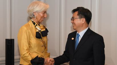 IMF “한국, 외환 개입내용 공개 환영”
