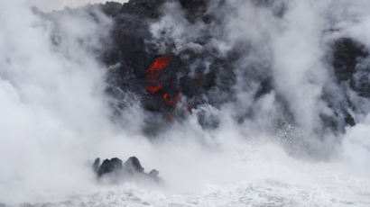 태평양 덮친 하와이 용암···독성가스 담은 '레이즈' 퍼져