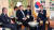 문재인 대통령이 22일 오전(현지시간) 미국 워싱턴 영빈관에서 마이크 폼페이오 미국 국무장관(왼쪽 두 번째)과 존 볼턴 백악관 국가안보보좌관(왼쪽)을 만나 얘기를 나누고 있다. [연합 뉴스]