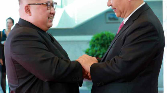 북중 밀약설···"시진핑, 김정은에 북핵 中에 숨기라 했을수도"