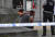벨기에 동부도시 리에주에서 한 남성이 여성경찰관의 총을 빼앗아 총격을 가해 경찰관 2명과 시민 1명을 숨지게 하는 테러가 발생했다. [AP=연합뉴스]