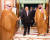 사우디 국영매체는 지난달 30일 제다에서 압드라부 만수르 하디 예멘 대통령(가운데)을 만나는 무함마드 왕세자(오른쪽)의 사진을 공개했다. [SPA 캡처]