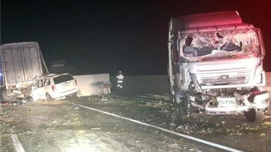 대전통영고속도로에서 7중 추돌로 2명 사망 5명 부상