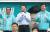 박주선 바른미래당 공동대표가 5일 충북 청주시 육거리종합시장 앞에서 거리유세를 하고 있다. [뉴스1]