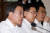 문재인 대통령이 청와대 여민관에서 열린 수석보좌관회의서 발언하고 있다. 김상선 기자