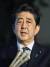 아베 신조(安倍晋三) 일본 총리가 지난 6일 관저에서 기자들의 질문에 답하고 있다. [교도=연합뉴스]