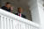 단독회담 뒤 모습을 드러낸 도널드 트럼프 대통령과 김정은 북한 국무위원장.[AP=연합뉴스]