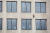 라쿤(미국 너구리) 한 마리가 12일(현지시간) 미국 미네소타주 세인트폴 25층짜리 &#39;UBS 플라자&#39; 건물 외벽을 기어오르고 있다. [로이터=연합뉴스]