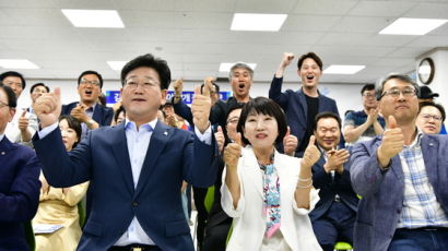 [당선인]김해을 김정호 “KTX 김해역 신설, 신실크로드 물류거점 도약”