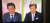 아베 신조 총리(왼쪽)가 16일 아침 니혼TV의 프로그램 &#39;웨이크 업&#39;생방송에 출연해 사회자인 신보 지로와 대화하고 있다. [사진=니혼TV 방송 캡쳐]