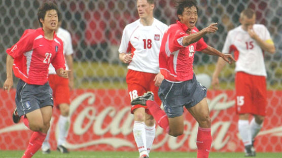 '2002년-2010년처럼' 한국 축구 역대 월드컵 첫 경기 돌아보니...