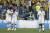 2018 러시아월드컵 F조 예선 한국과 스웨덴의 경기가 18일 니즈니 노브고로드 스타디움에서 열렸다. 축구대표팀 주장 기성용이 파울을 범해 페널티킥을 허용한 김민우(가운데)를 위로하고 있다.  임현동 기자