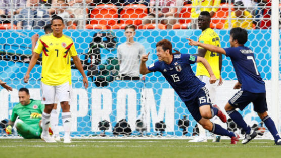 [속보] 일본, '수적열세' 콜롬비아에 2-1로 극적 승 