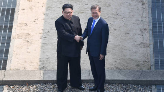 文 "김정은, 비핵화·번영 의지 분명"…9월 동방포럼서 남북회담 가능성