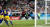 절묘한 프리킥으로 역전 결승골을 터트린 독일의 토니 크로스(왼쪽 둘째). 스웨덴 골키퍼 로빈 올센(오른쪽)이 몸을 날렸지만 막지 못했다. [신화=연합뉴스]