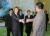 2002년 9월 방북한 고이즈미 준이치로 당시 일본 총리(왼쪽)와 김정일 국방위원장(오른쪽). 일본도 납치자 문제가 해결되면 북한 진출을 서두를 태세다.