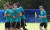 2018 러시아월드컵에서 한국과 F조 예선 마지막 경기를 치를 독일 대표팀의 메주트 외질(왼쪽), 티모 베르너(오른쪽) 등 선수들이 25일(현지시간) 모스크바 인근 바투틴키 CSKA 스포츠단지에서 진행된 훈련에서 러닝으로 몸을 풀고 있다. [연합뉴스]