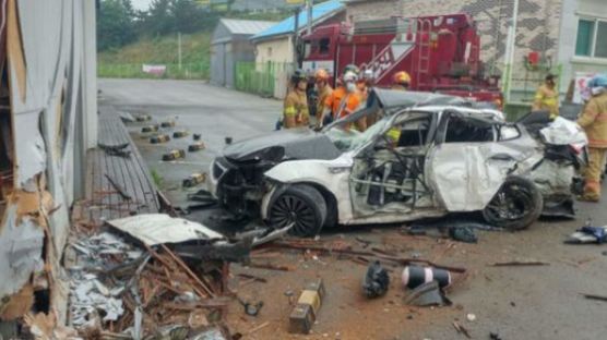 안성 국도서 빗길 교통사고…4명 숨지고 1명 부상