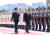 제임스 매티스 미 국방장관과 웨이펑허 중국 국방장관이 27일 베이징 중국 인민해방군 청사에서 회담에 앞서 3군 의장대를 사열하고 있다. [사진=중국 국방부]