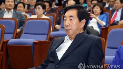 한국당, “김무성ㆍ김성태 나가라” VS “왜 ‘너 죽으라’고만 하냐”