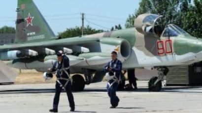 러시아 “시리아 파견 수호이 전투기 27대 철수”