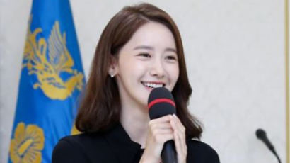 Yoon Ah Visited the Blue House for Lunch As the "Special Donor" of the Honor Society