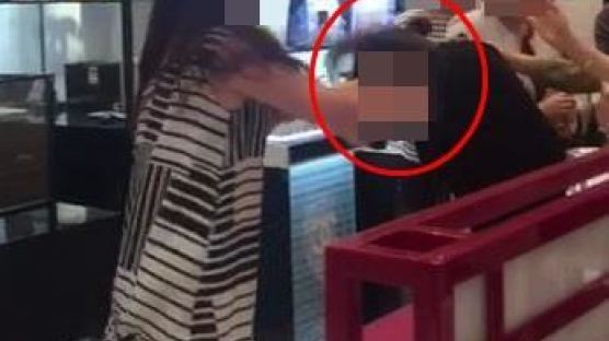 “피부 트러블 생겼잖아!”…40대 여성 백화점서 폭언·행패