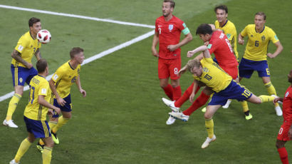 스웨덴 꺾고 4강 진출한 잉글랜드…지금 영국 이케아 매장은?