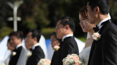 [단독] 한국 여성과 결혼 이주 여성, 출산율 더 낮은 쪽은…