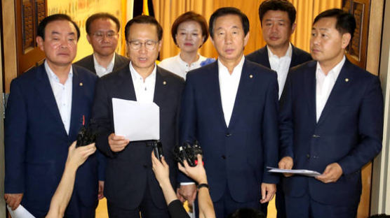 민주당은 운영위, 한국당은 법사위…41일만의 국회 정상화