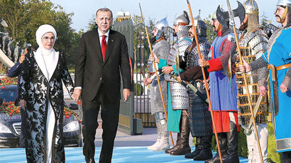[사진] ‘21세기 술탄’ 에르도안 취임
