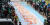 부산시 하천살리기추진단은 지난해 11월 25일 부산 사하구 을숙도 낙동강 하굿둑 전망대 마당에서 집결해 &#39;시민다짐 한마당 및 생태탐방&#39; 행사를 가졌다. [중앙포토]