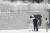 서울지역에 폭염주의보가 내려진 15일 서울 광화문광장에 설치된 &#39;쿨링 포그&#39;(인공 안개비)가 시민들의 더위를 식히고 있다. [연합뉴스]